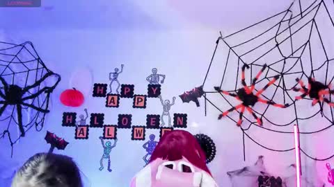 Snapshot of ahri_elderwood chatting on October 2025 04:34:02 AM Ahri help me get to 100 online show from October 2025 04:34:02 AM