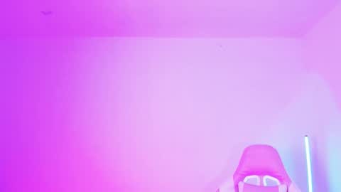 Ahri help me get to 100  online show from December 2025 04:06:02 AM