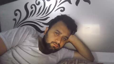 ahtisham118 online show from November 2025 10:28:01 AM