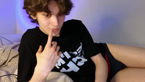 Denis online show from May 2026 06:15:02 PM
