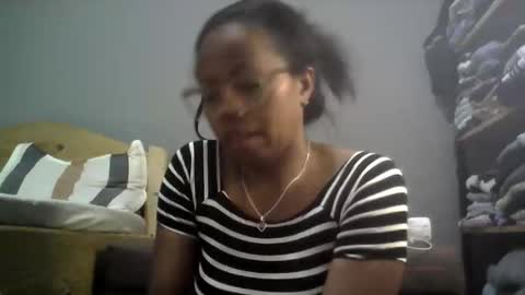 Aicha boobs online show from October 2025 04:17:02 PM