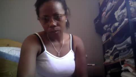 Aicha boobs online show from November 2025 07:08:02 AM