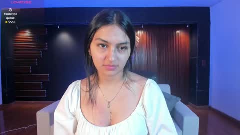 aidajoness online show from October 2025 12:35:01 PM