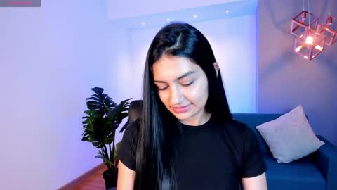 aidajoness online show from April 2026 01:05:02 PM