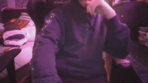 Snapshot of aiden_ball07 chatting on October 2025 06:17:01 PM aiden_ball07 online show from October 2025 06:17:01 PM