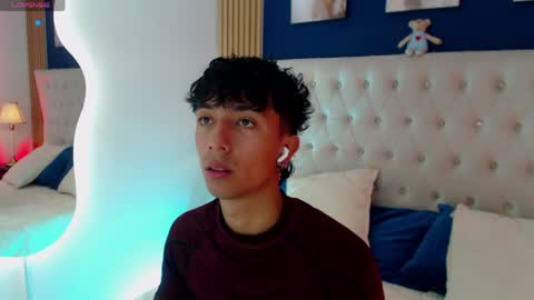 Aiden online show from March 2026 01:11:01 PM