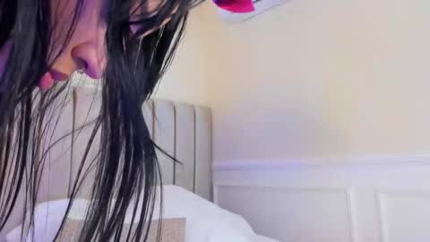 Snapshot of aikopum chatting on October 2025 02:02:01 PM aikopum online show from October 2025 02:02:01 PM