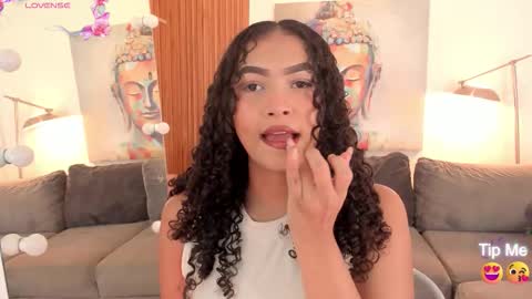 Alisson online show from October 2025 07:45:01 PM