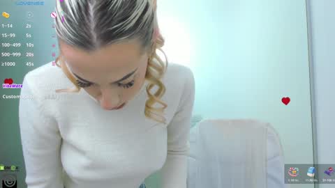 Allie  online show from November 2025 09:56:02 AM