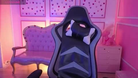 ailen online show from September 2025 02:37:01 AM