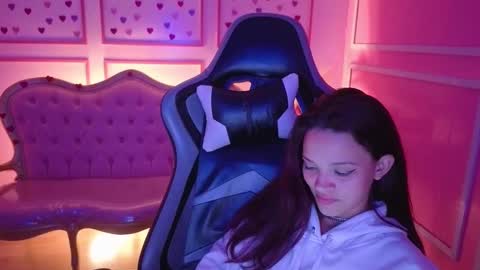 ailen online show from October 2025 10:27:02 AM