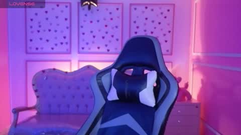 ailen online show from October 2025 02:45:01 AM