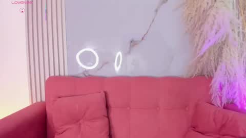 Ailyn online show from September 2025 05:51:01 AM