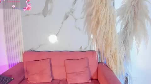 Ailyn online show from October 2025 06:16:02 AM