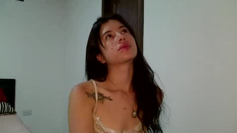 J  online show from September 2025 01:11:02 PM