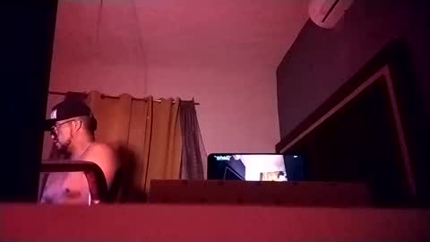 Snapshot of airoon91 chatting on October 2025 10:19:02 AM airoon91 online show from October 2025 10:19:02 AM