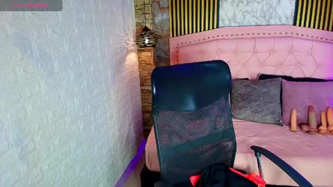 aisha__cambell online show from April 2026 10:21:02 AM