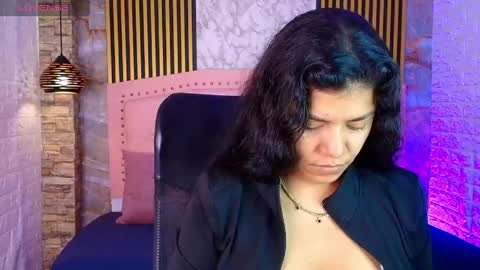 aisha__cambell online show from May 2026 11:17:02 AM