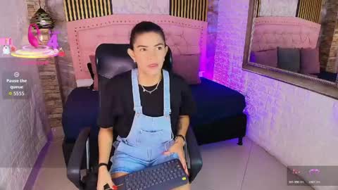aisha__cambell online show from May 2026 11:30:02 AM