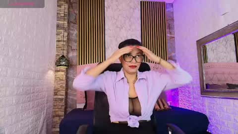 aisha__cambell online show from May 2026 10:44:01 AM