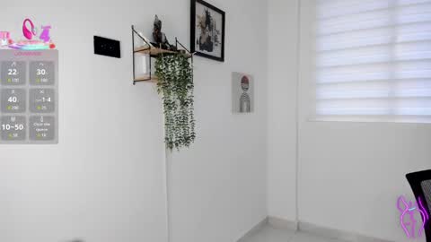 Aisha online show from May 2026 09:21:02 PM