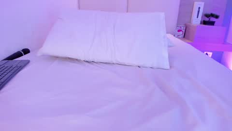 Aisha online show from January 2025 10:39:01 PM