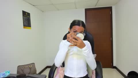 Snapshot of aisha_hotts777 chatting on March 2026 03:22:02 AM Aisha online show from March 2026 03:22:02 AM