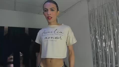 Aisha online show from May 2026 08:28:01 PM