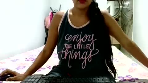 aisha koswell3 online show from July 2026 05:17:01 PM