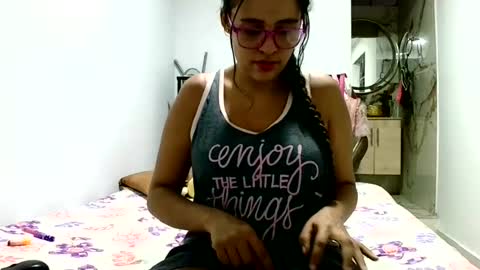 aisha koswell3 online show from July 2026 12:48:02 PM