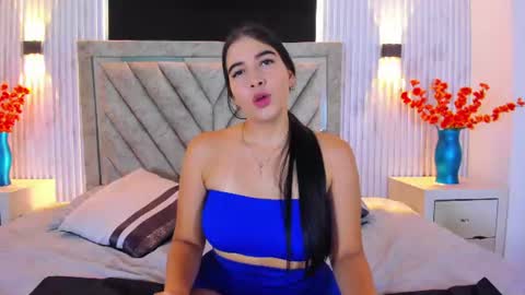 Aisha Stones online show from July 2026 12:08:02 PM
