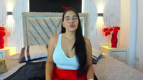 Aisha Stones online show from July 2026 12:01:02 PM
