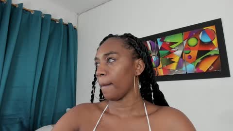 Aisha online show from January 2025 12:18:01 PM