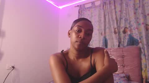 Aisha online show from December 2025 08:02:02 PM