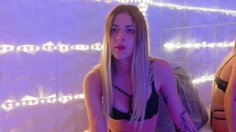 Aisha online show from September 2025 04:05:01 AM