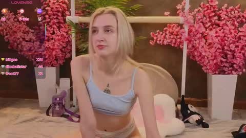 Snapshot of aishiro chatting on February 2025 03:48:02 PM aishiro online show from February 2025 03:48:02 PM