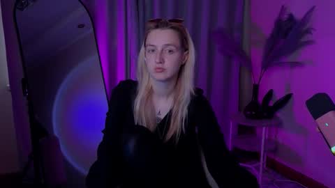 Snapshot of aishiro chatting on September 2025 01:34:02 PM aishiro online show from September 2025 01:34:02 PM