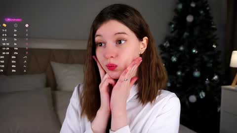 Snapshot of aislyfarran chatting on January 2025 01:04:02 AM Aliza online show from January 2025 01:04:02 AM