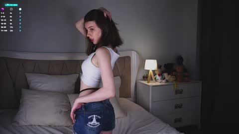 Snapshot of aislyfarran chatting on February 2025 01:12:02 AM Aliza online show from February 2025 01:12:02 AM