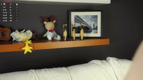 Snapshot of aislyfarran chatting on March 2025 07:24:01 AM Aliza online show from March 2025 07:24:01 AM