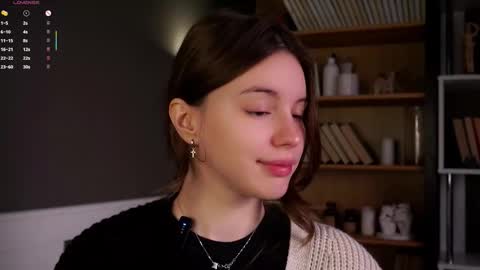 Snapshot of aislyfarran chatting on September 2025 01:07:02 AM Aliza online show from September 2025 01:07:02 AM