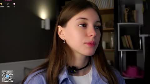 Snapshot of aislyfarran chatting on October 2025 01:03:02 AM Aliza online show from October 2025 01:03:02 AM