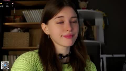 Snapshot of aislyfarran chatting on October 2025 01:04:02 AM Aliza online show from October 2025 01:04:02 AM