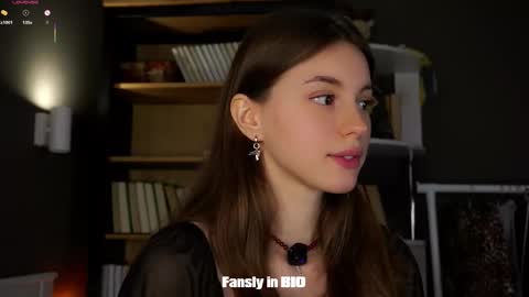 Snapshot of aislyfarran chatting on October 2025 12:14:01 AM Aliza online show from October 2025 12:14:01 AM