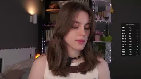 Aliza online show from April 2026 01:19:01 AM