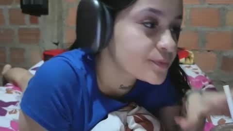 Snapshot of aitana23_ chatting on April 2026 06:00:01 PM aiti online show from April 2026 06:00:01 PM