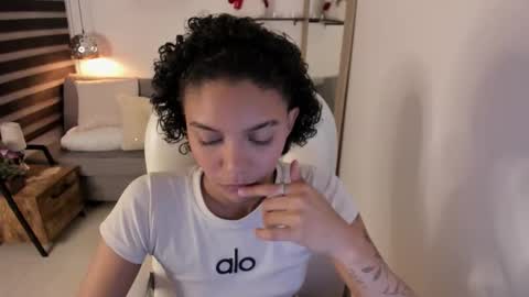 Snapshot of aitana_kahlo chatting on January 2026 06:55:02 PM Aitana online show from January 2026 06:55:02 PM