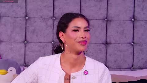 Queen Dumont   online show from February 2026 12:08:01 AM