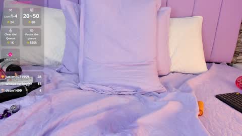 Snapshot of aixa_hill1 chatting on January 2025 10:08:02 PM online show from January 2025 10:08:02 PM