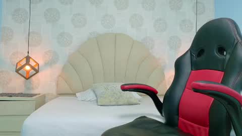 AIXA online show from April 2026 07:17:02 PM